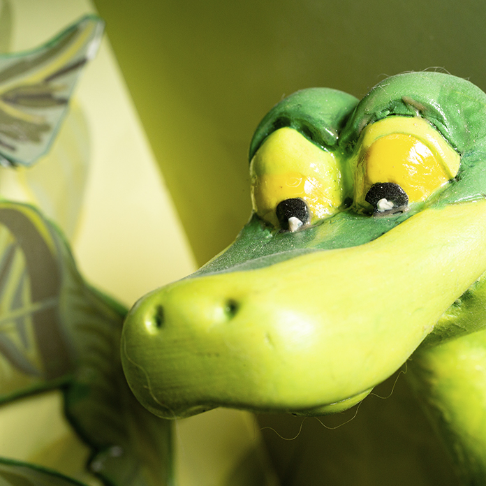 Focus on the artwork. Focus du tableau